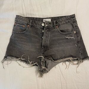 Zara Jean Shorts, size 6
